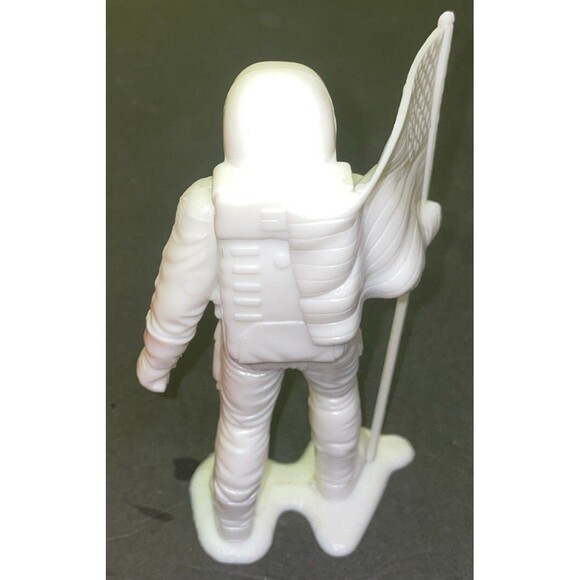 Vintage 1970s Louis Marx & Co. White Apollo Astronaut Figure MADE IN USA - Picture 6 of 6